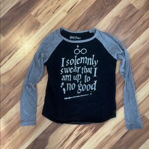 Warner Bros. Kids Black and Gray Long Sleeve Shirt